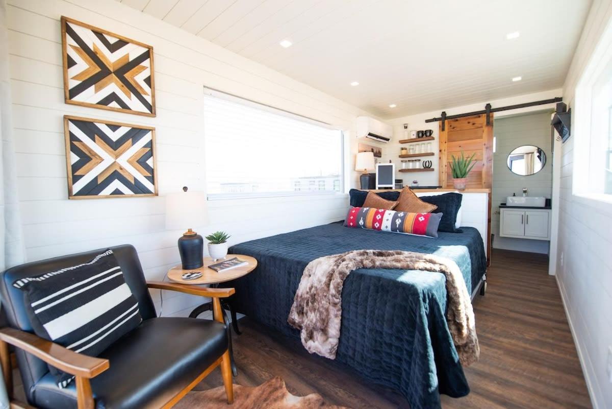 New The Buffalo-Shipping Container In Alpine Eksteriør bilde